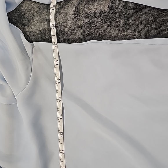 H&M Womens Powder Blue 100%Ployester blouse Size 4 - Picture 5 of 6